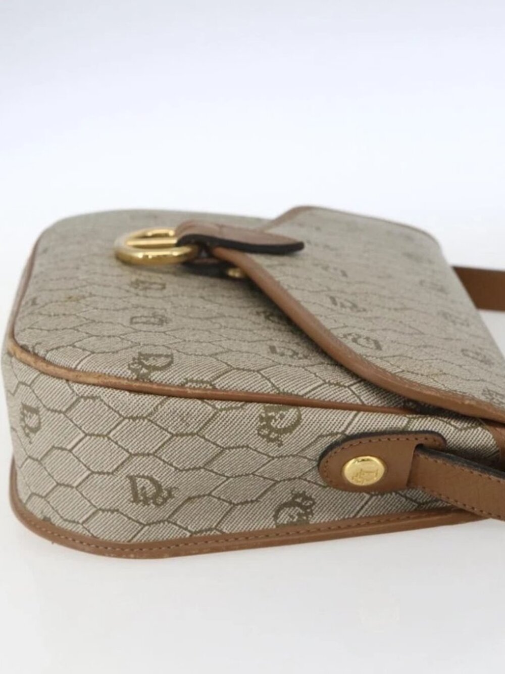 Christian Dior Honeycomb Canvas Shoulder Bag Beige Gold - Picture 4 of 14